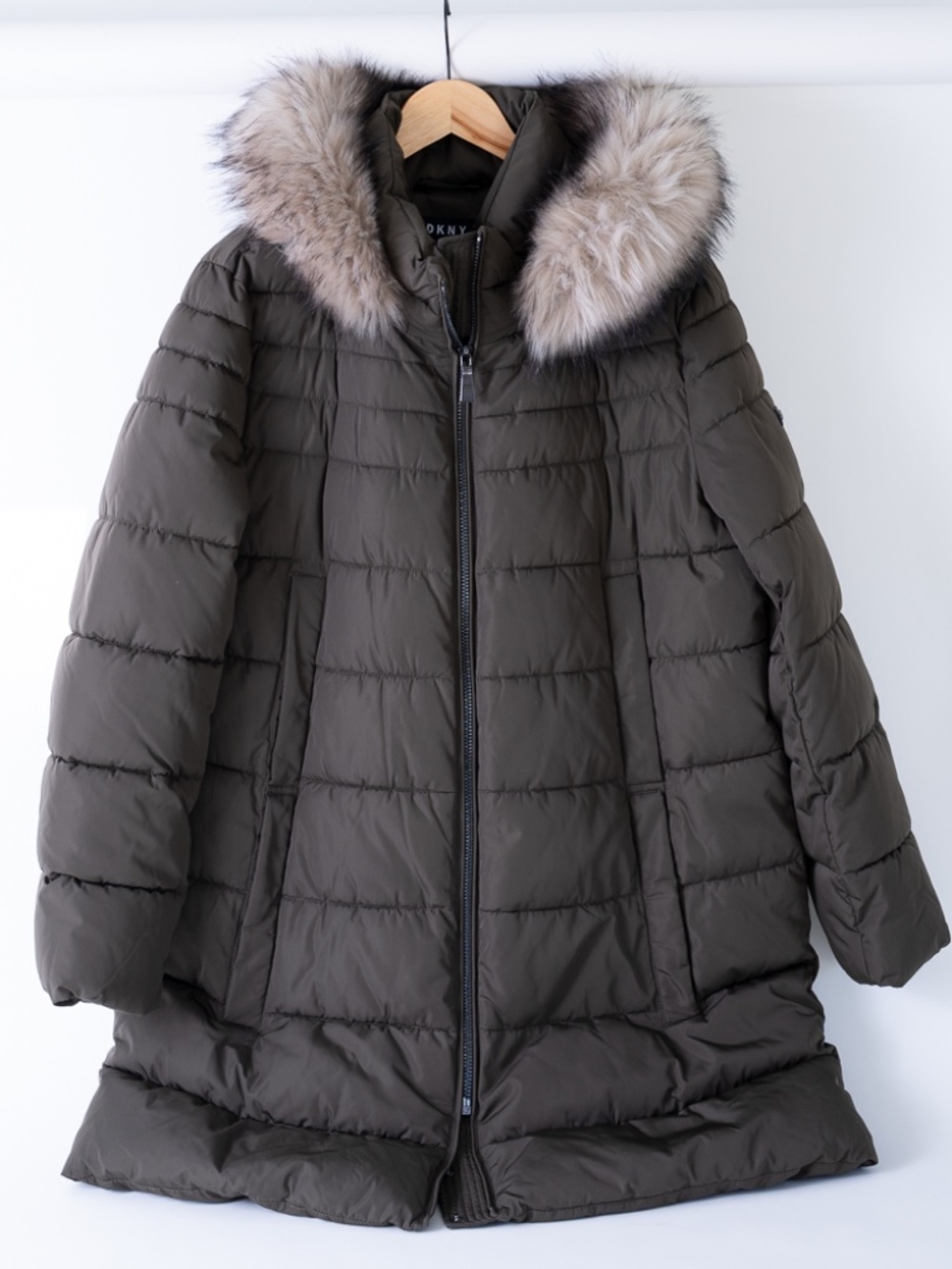 DKNY Puffer Coat - size XL